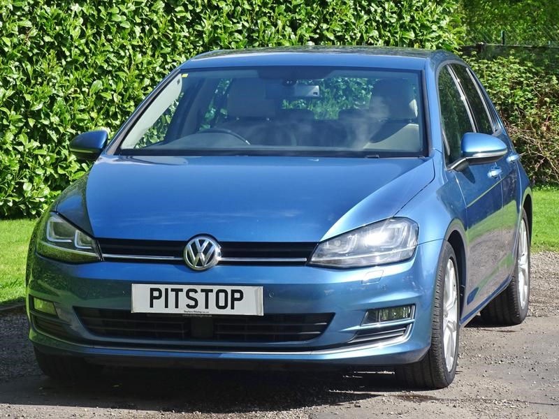 Volkswagen Golf Listing Image