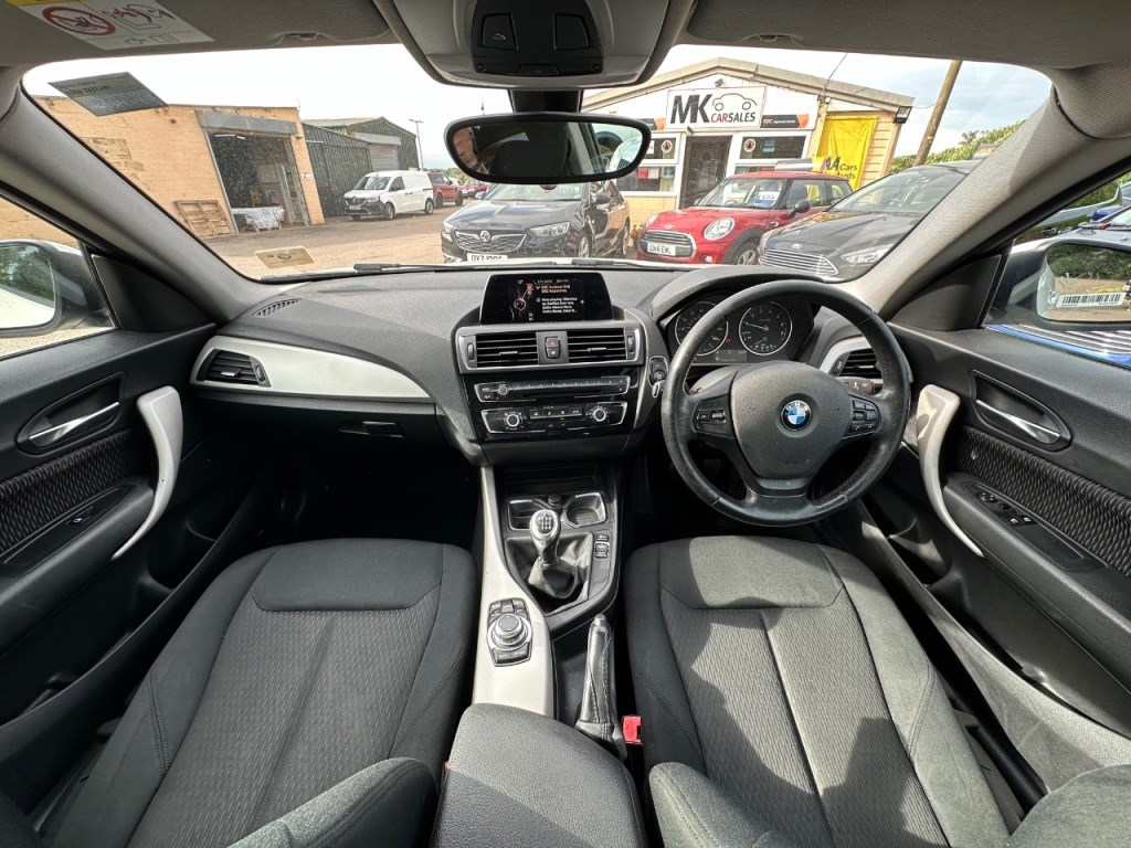 BMW 1 Series Listing Image