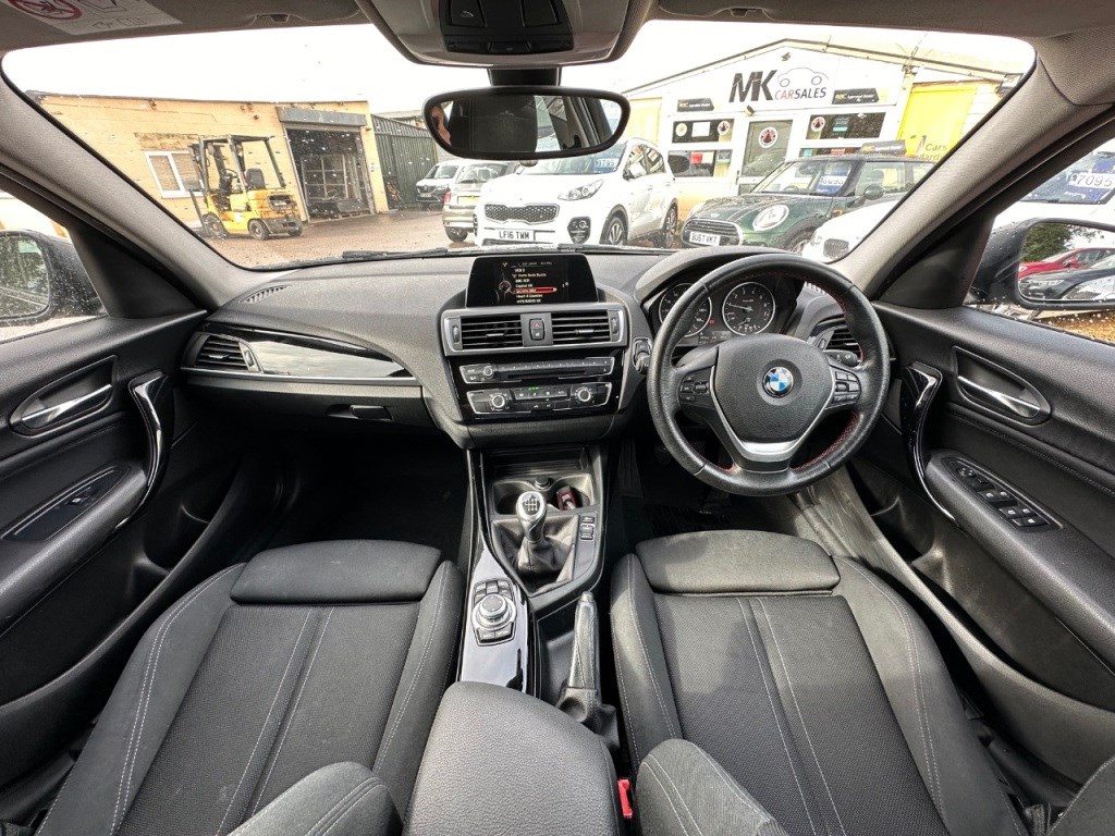 BMW 1 Series Listing Image