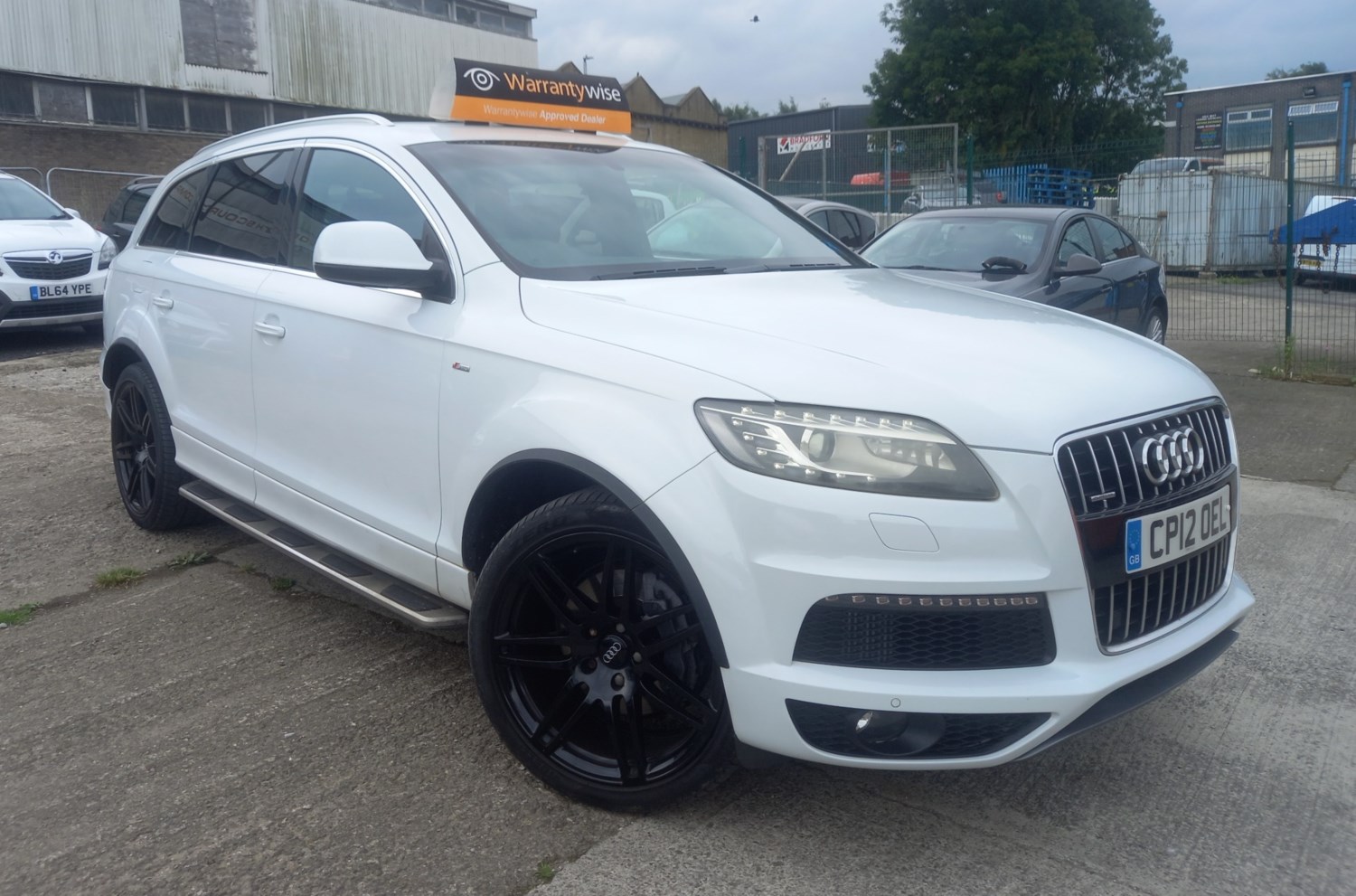 Audi Q7 Listing Image