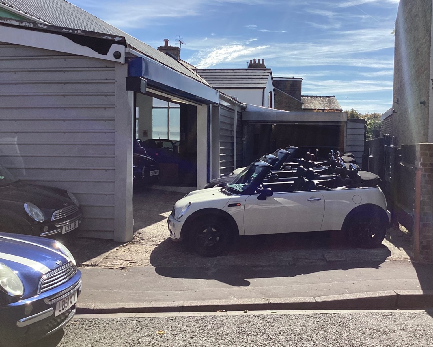 MINI Convertible Listing Image