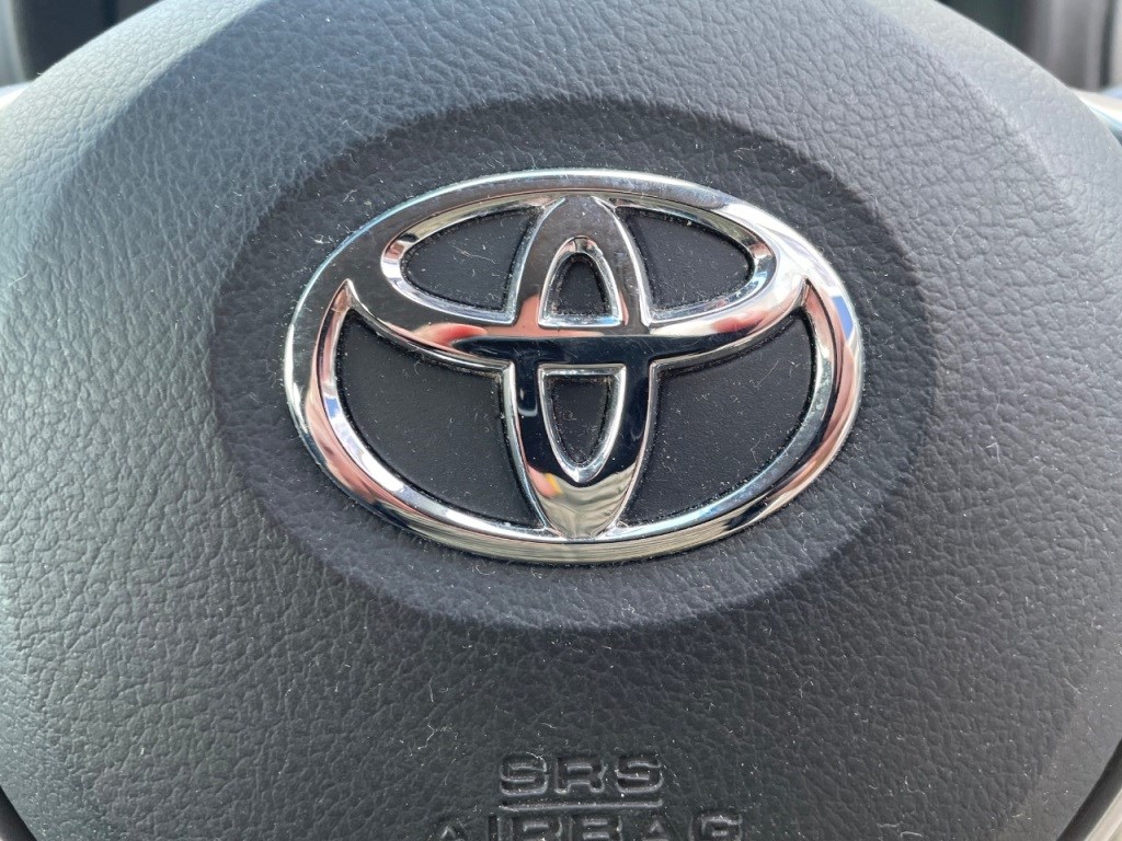 Toyota Yaris Listing Image