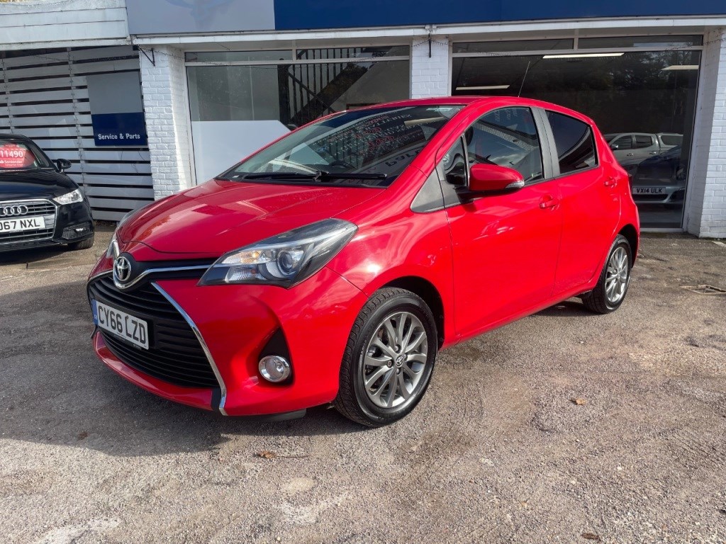 Toyota Yaris Listing Image