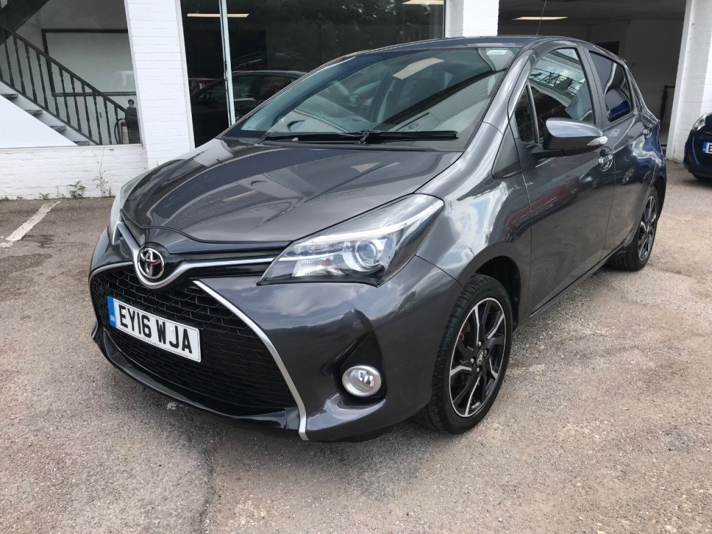 Toyota Yaris Listing Image