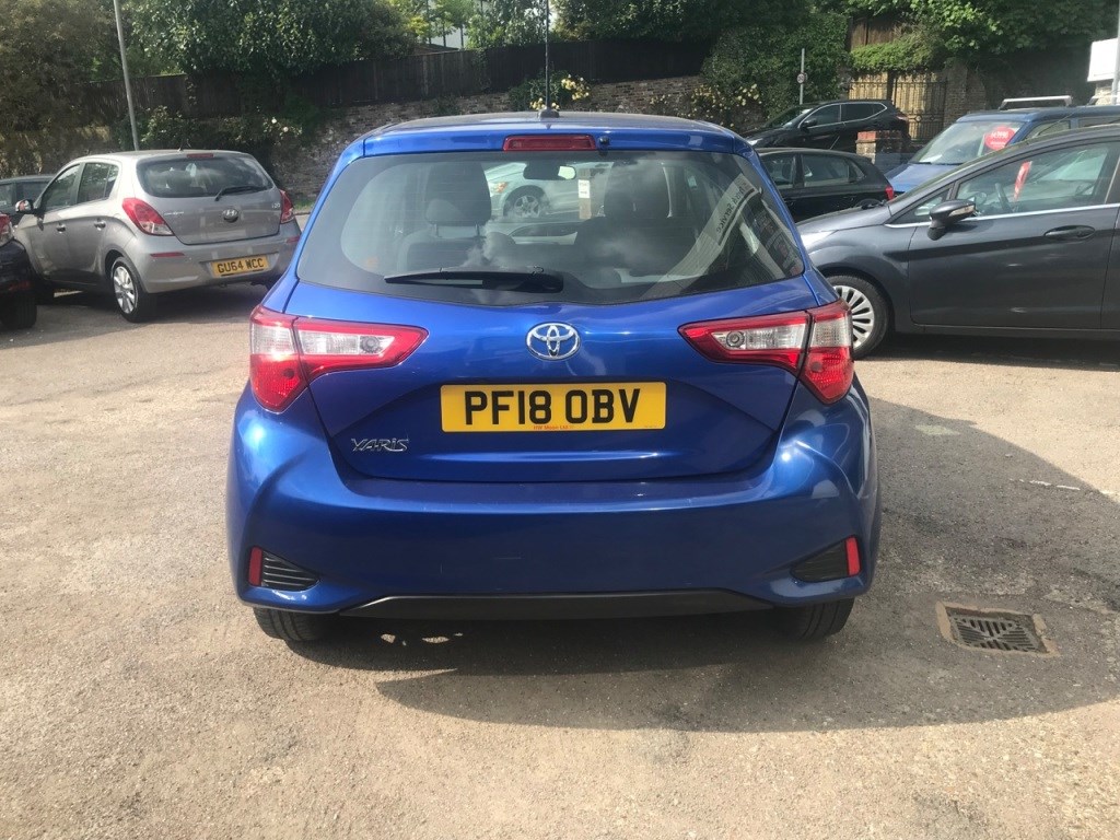 Toyota Yaris Listing Image