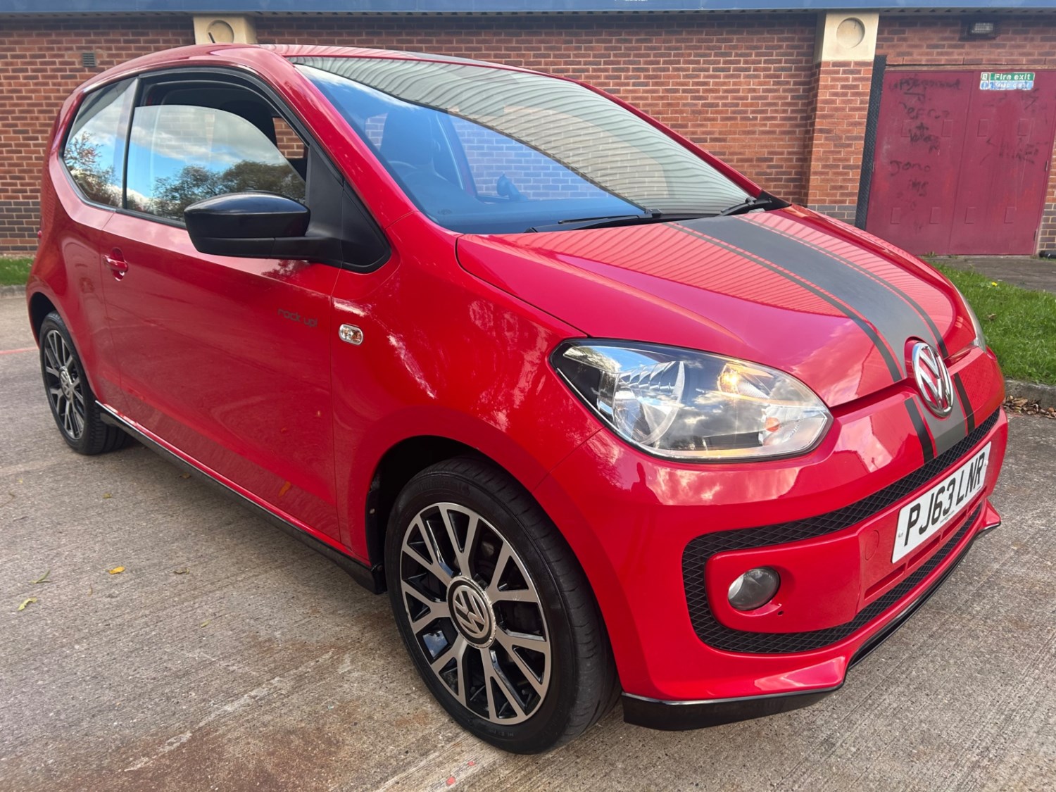 Volkswagen up! Listing Image