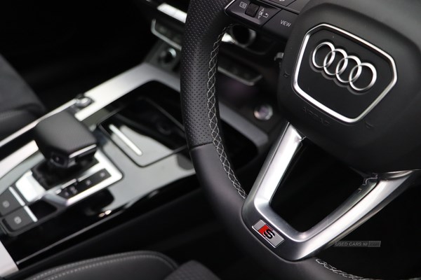 Audi Q5 Listing Image