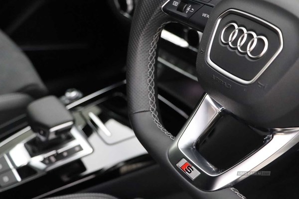 Audi Q5 Listing Image