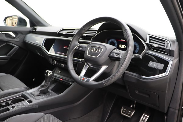 Audi Q3 Listing Image