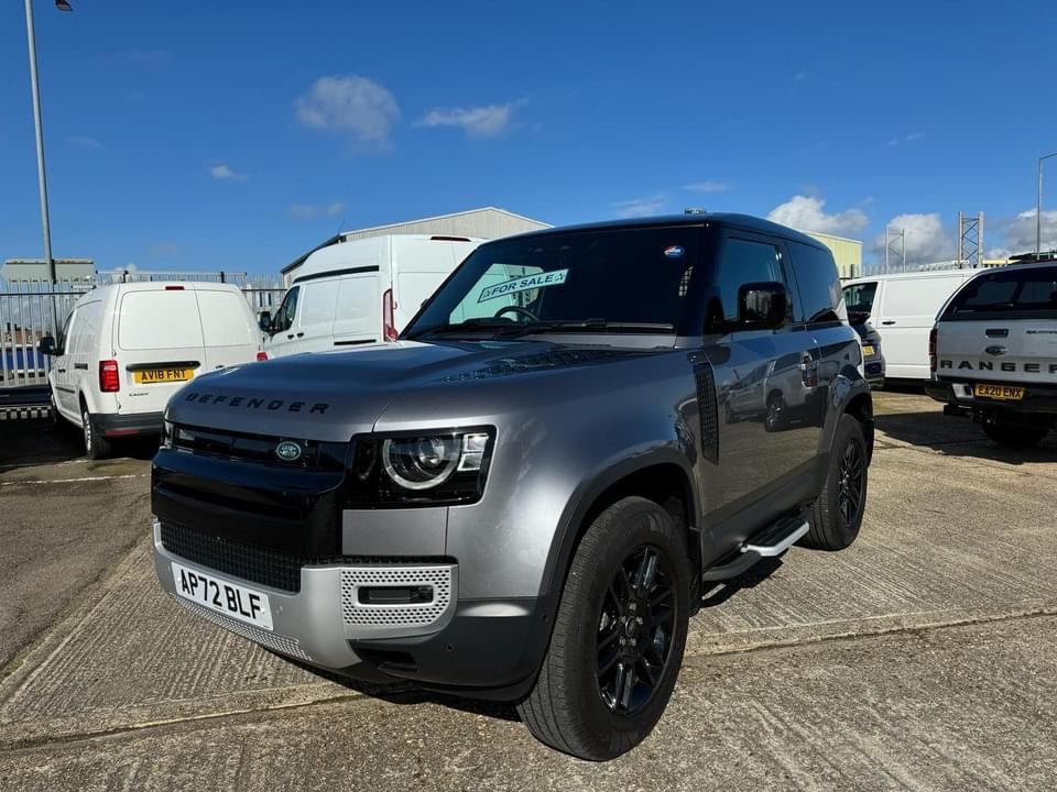 Land Rover Defender Listing Image