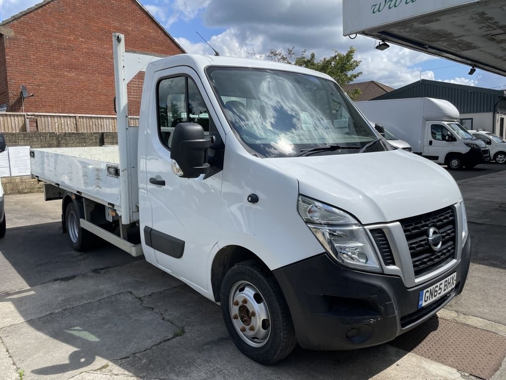 Nissan NV400 Listing Image