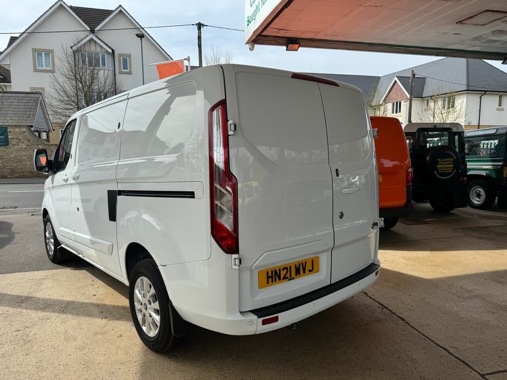 Ford Transit Custom Listing Image