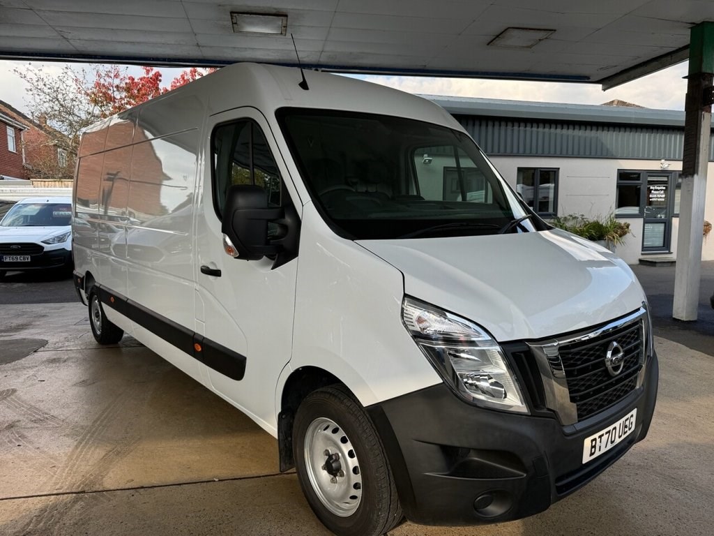 Nissan NV400 Listing Image