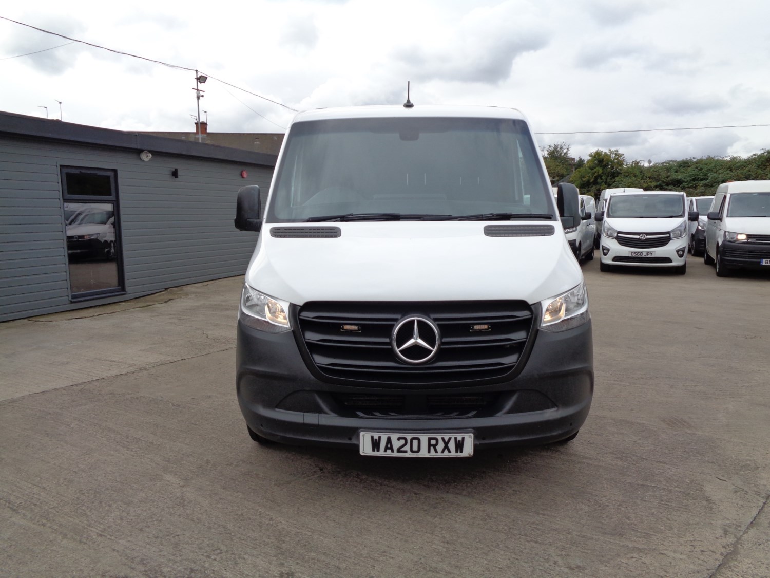 Mercedes-Benz Sprinter Listing Image