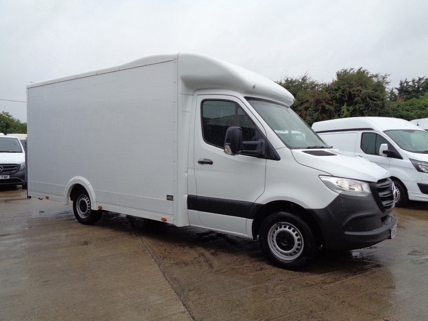 Mercedes-Benz Sprinter Listing Image