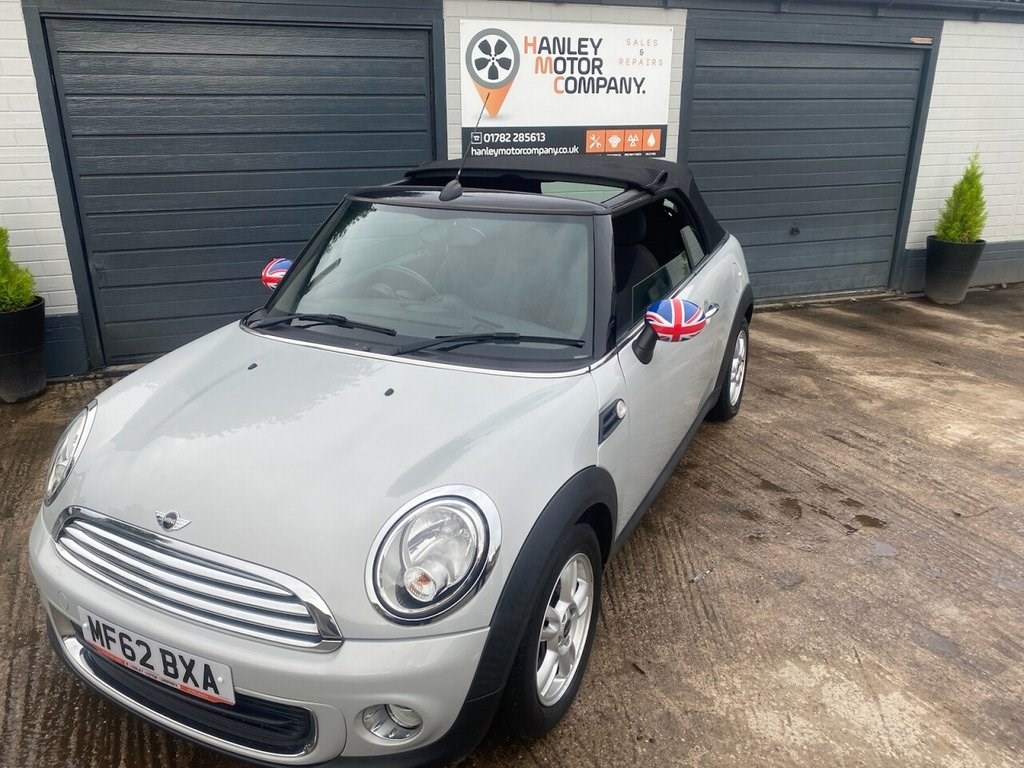 MINI Convertible Listing Image