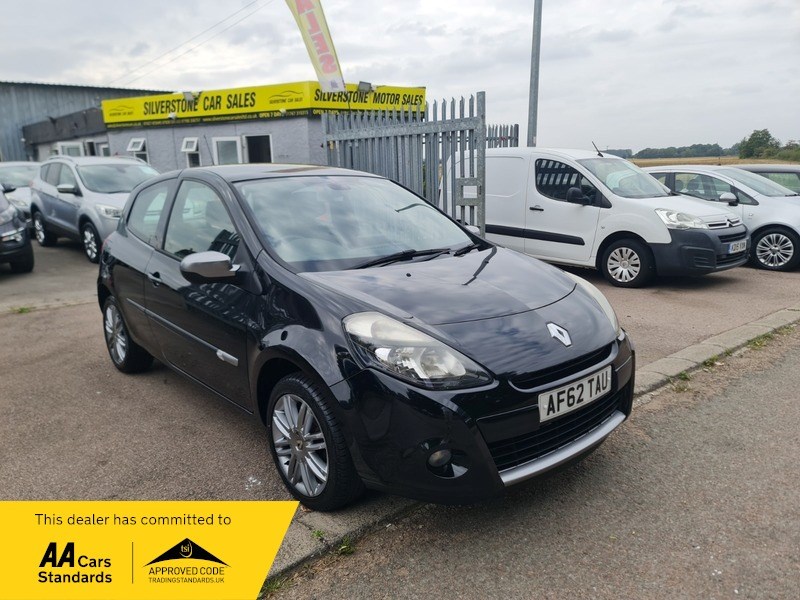 Renault Clio Listing Image