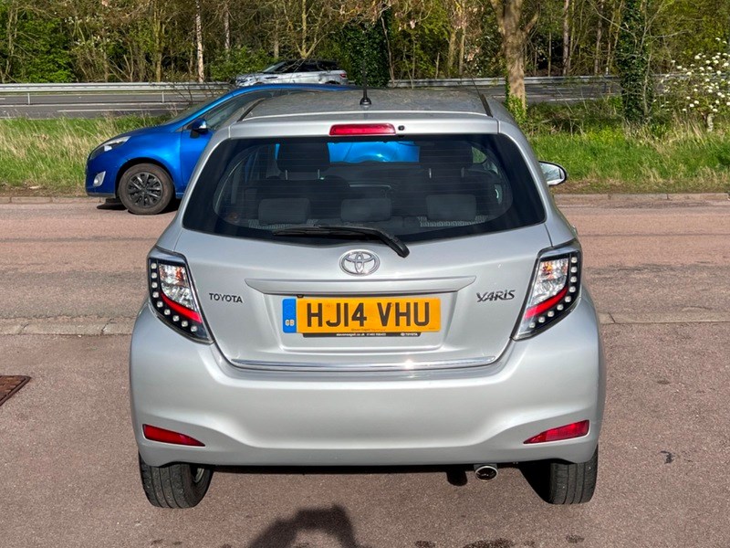 Toyota Yaris Listing Image