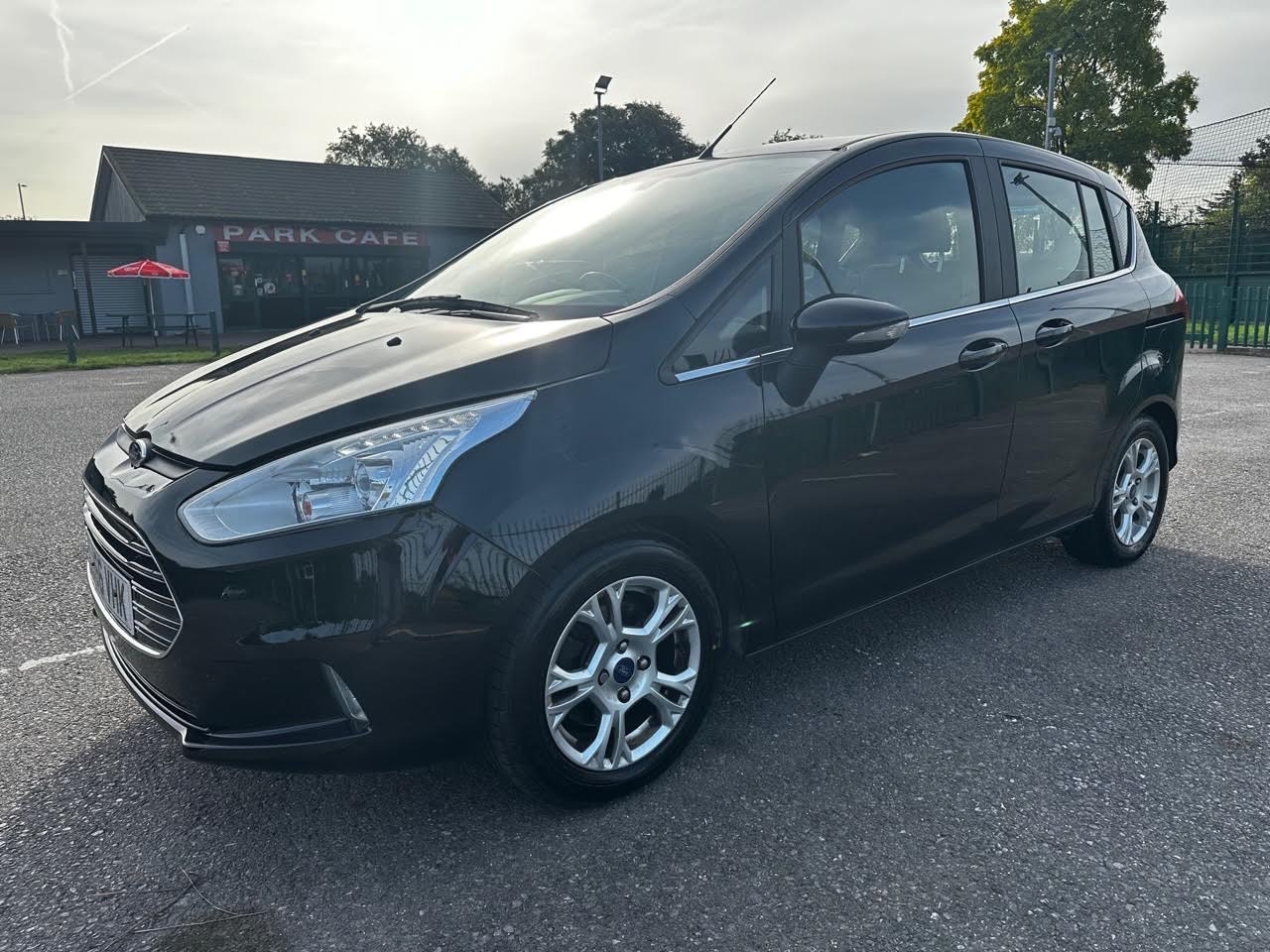 Ford B-Max Listing Image