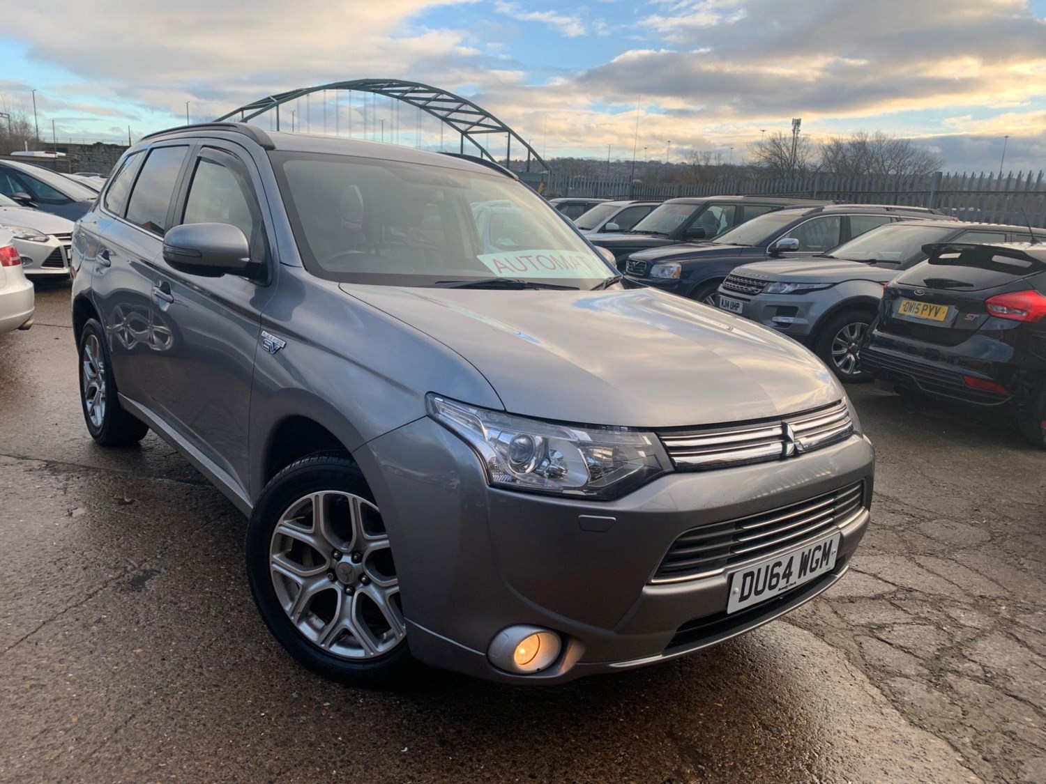 Mitsubishi Outlander Listing Image