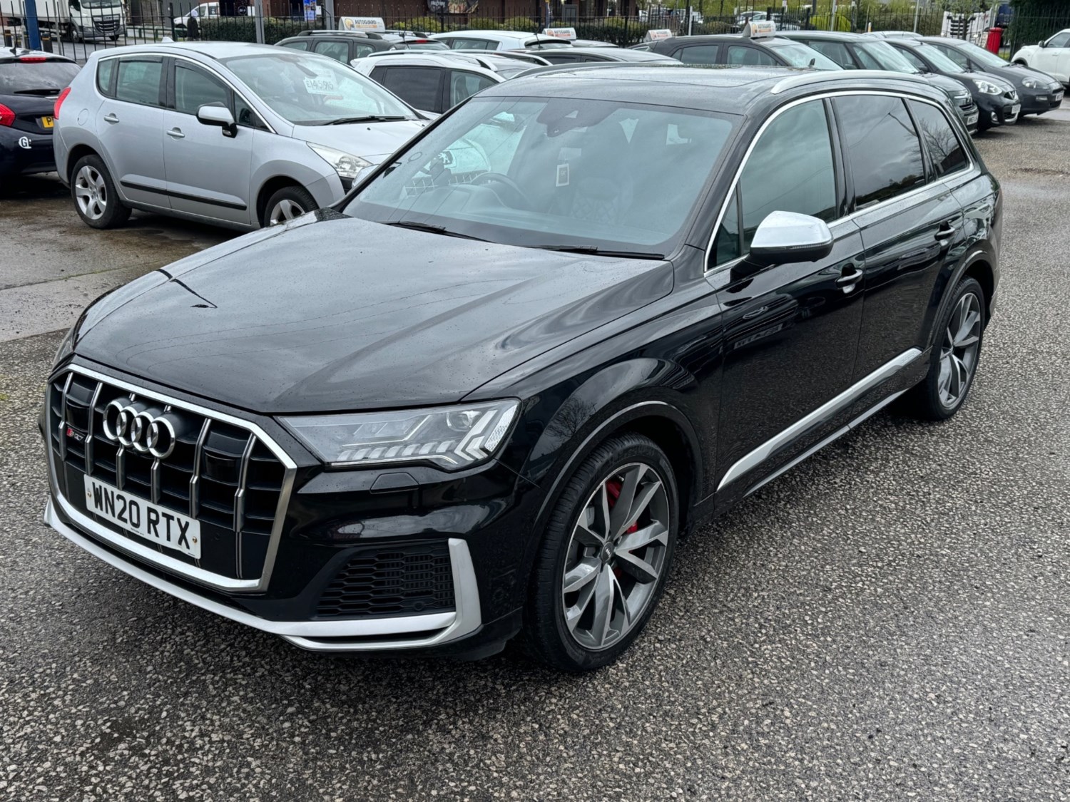 Audi Q7 Listing Image