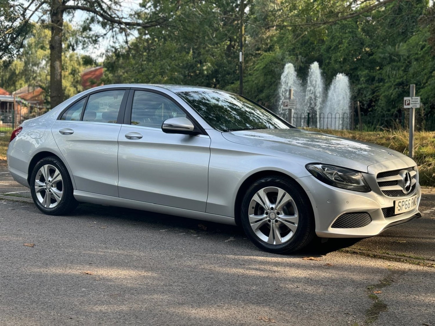 Mercedes-Benz C-Class Listing Image