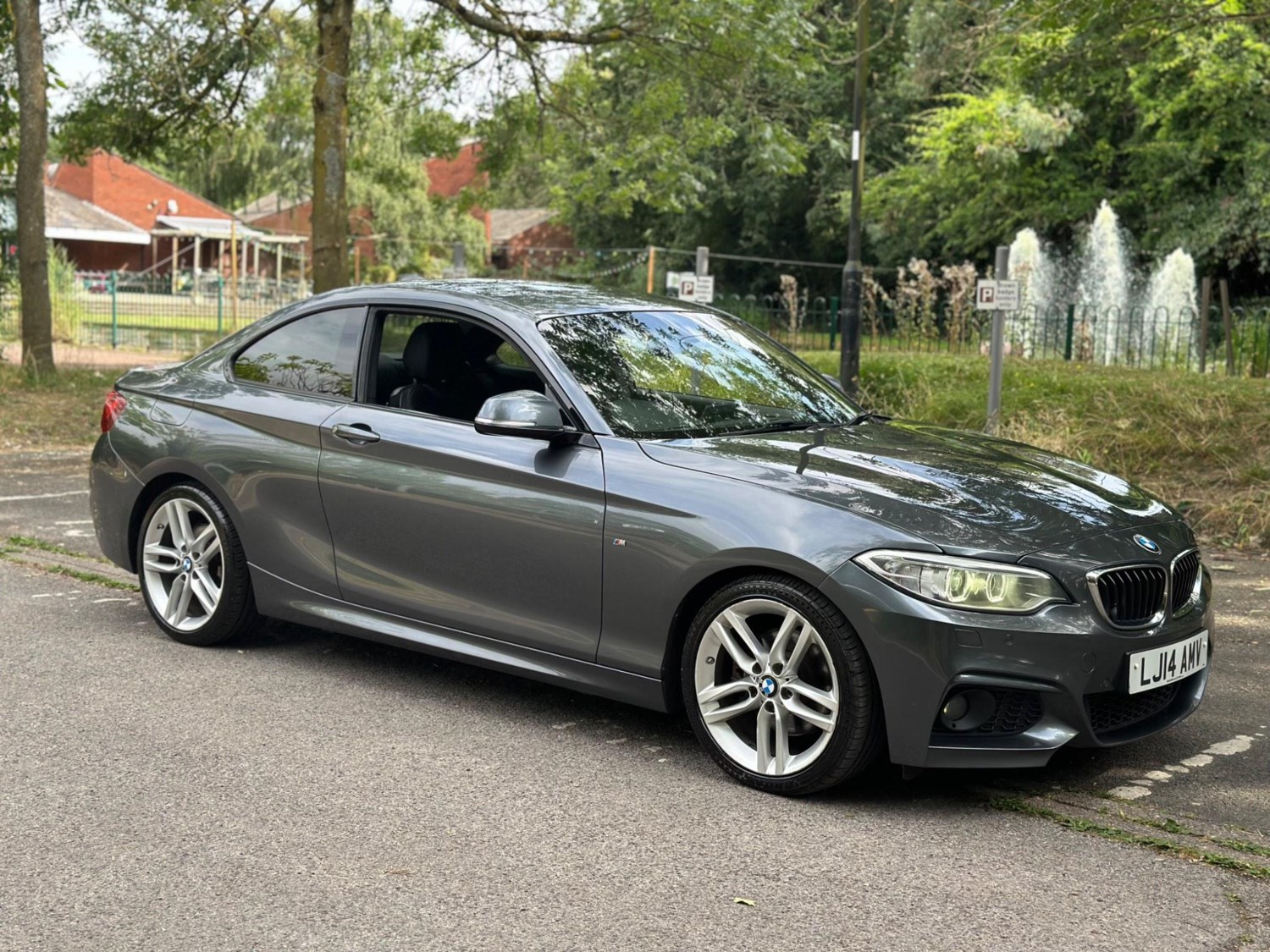 BMW 2 Series Listing Image