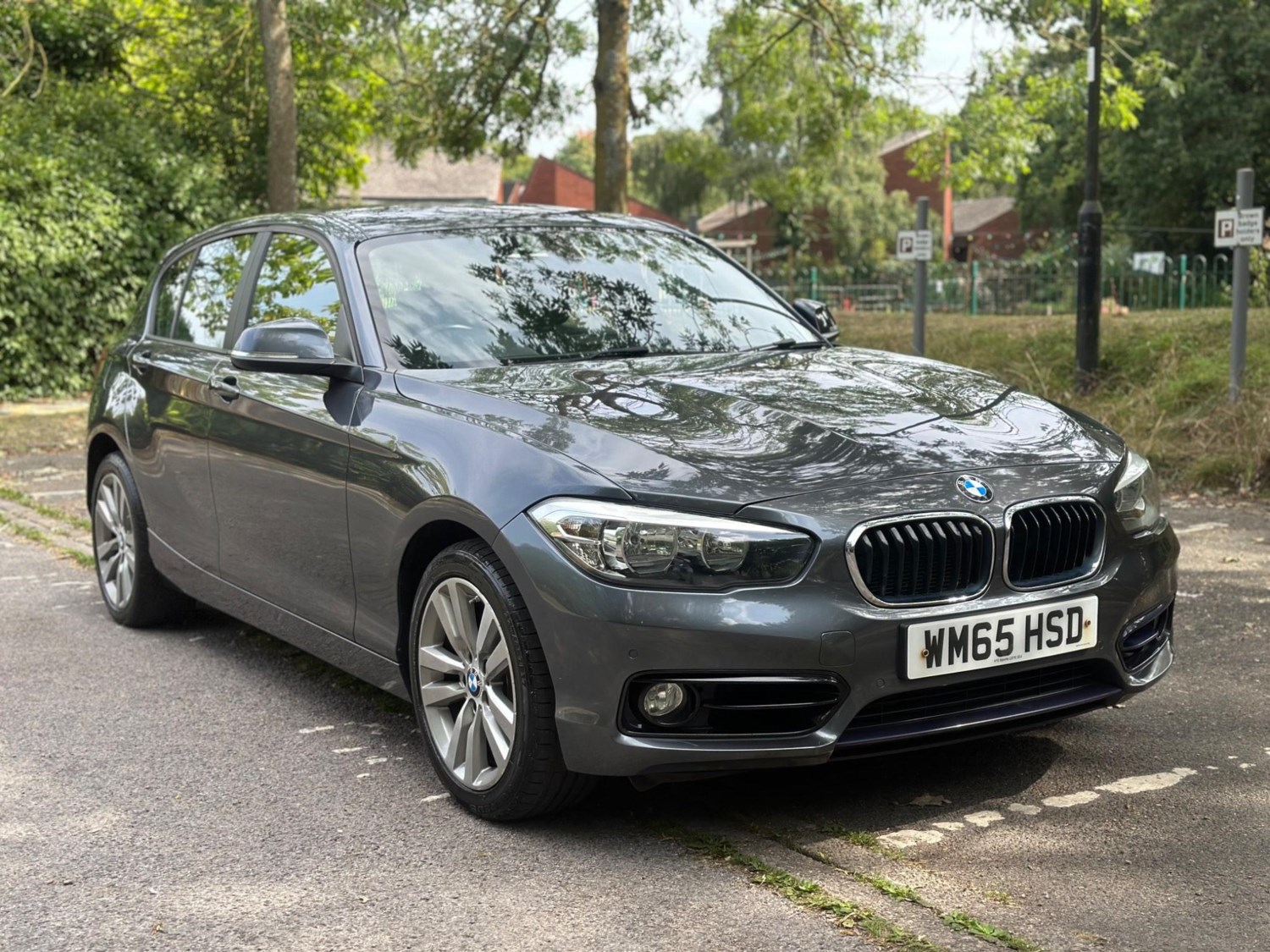 BMW 1 Series Listing Image