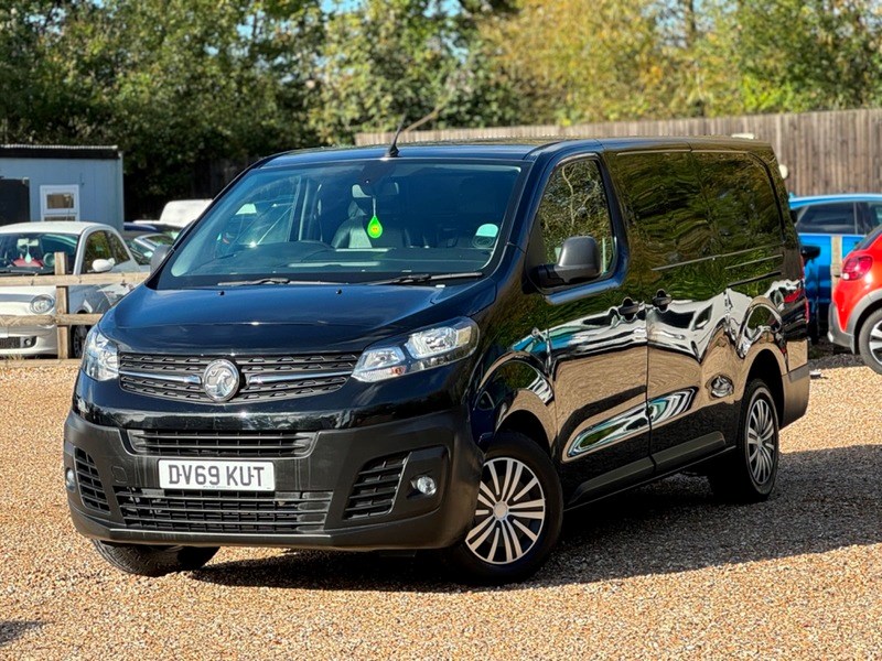 Vauxhall Vivaro Listing Image