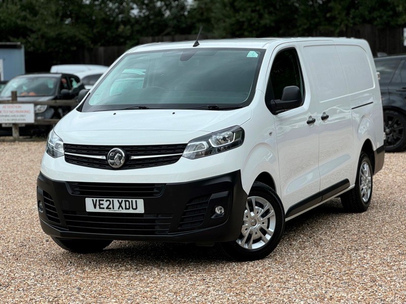 Vauxhall Vivaro Listing Image