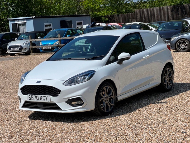 Ford Fiesta Listing Image