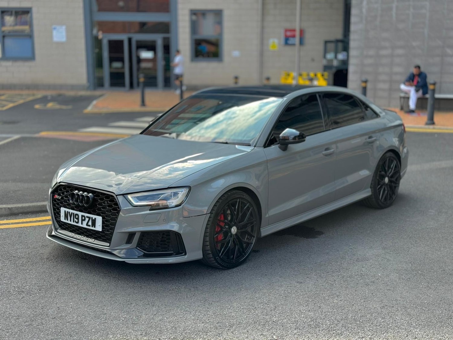 Audi RS3 Listing Image