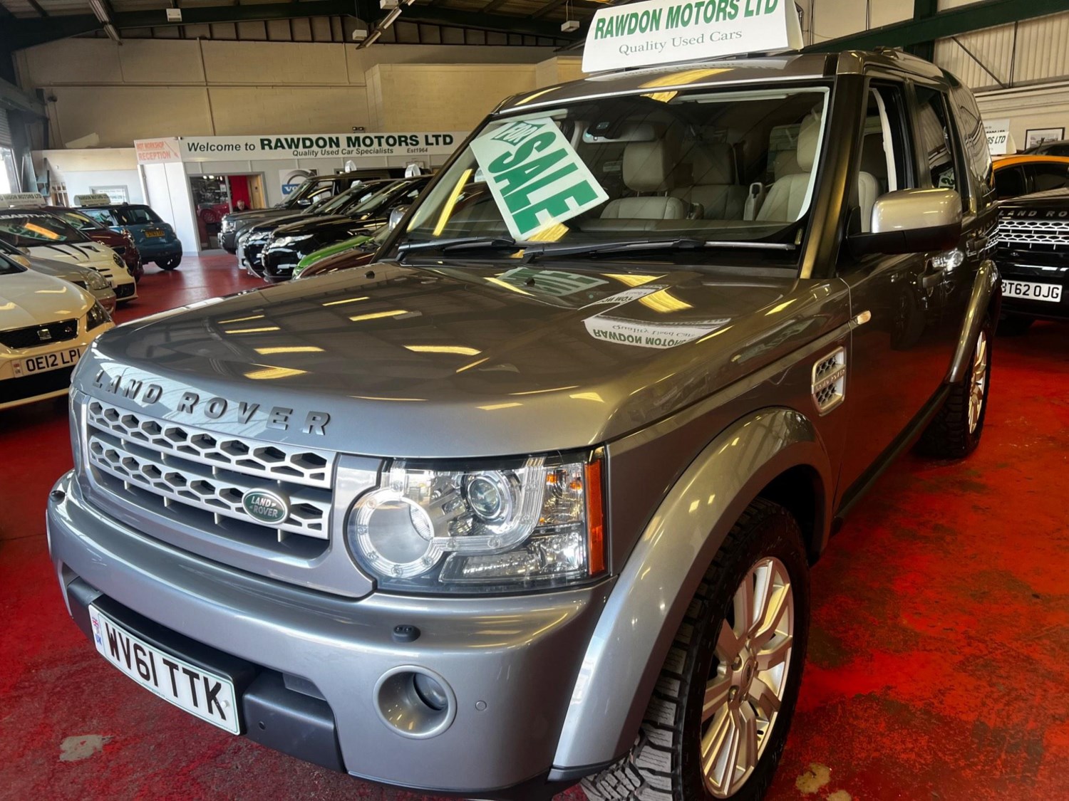 Land Rover Discovery Listing Image