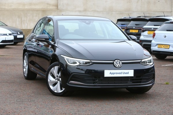 Volkswagen Golf Listing Image