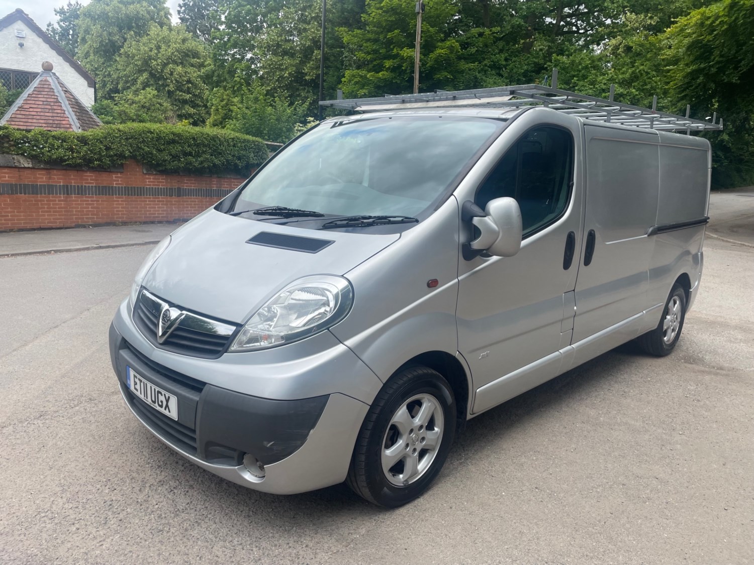 Vauxhall Vivaro Listing Image