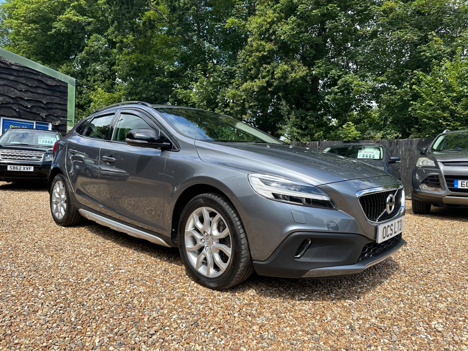 Volvo V40 Cross Country Listing Image