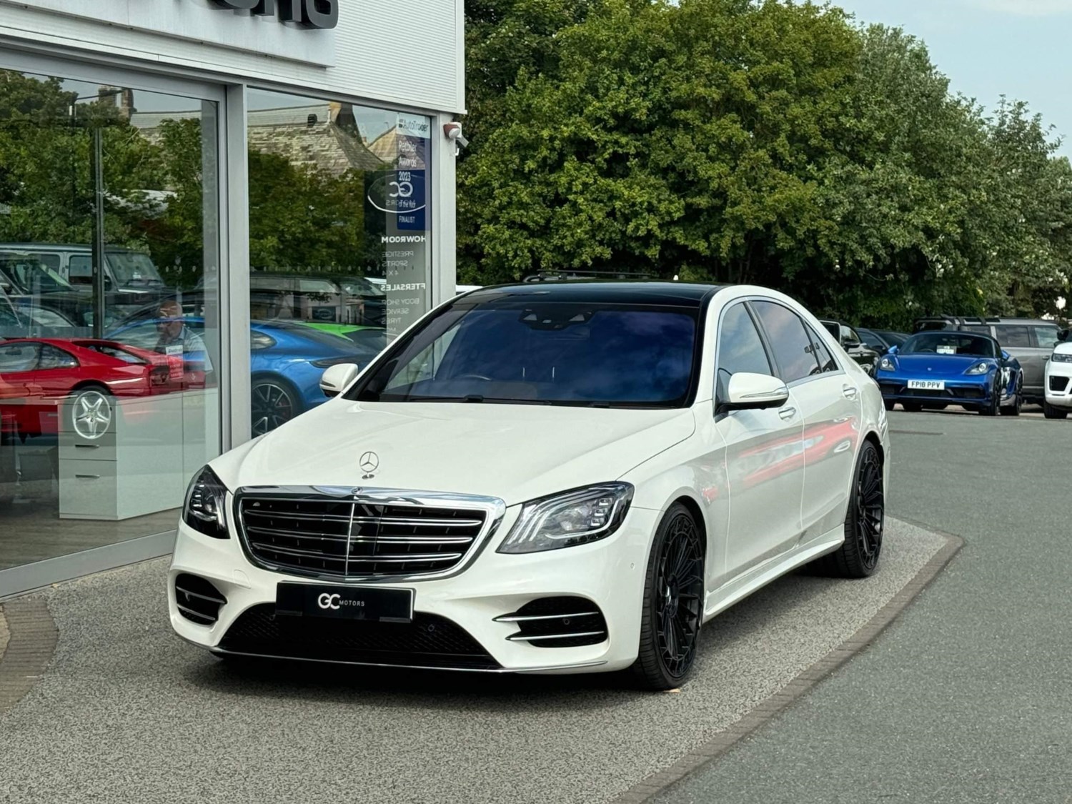 Mercedes-Benz S-Class Listing Image