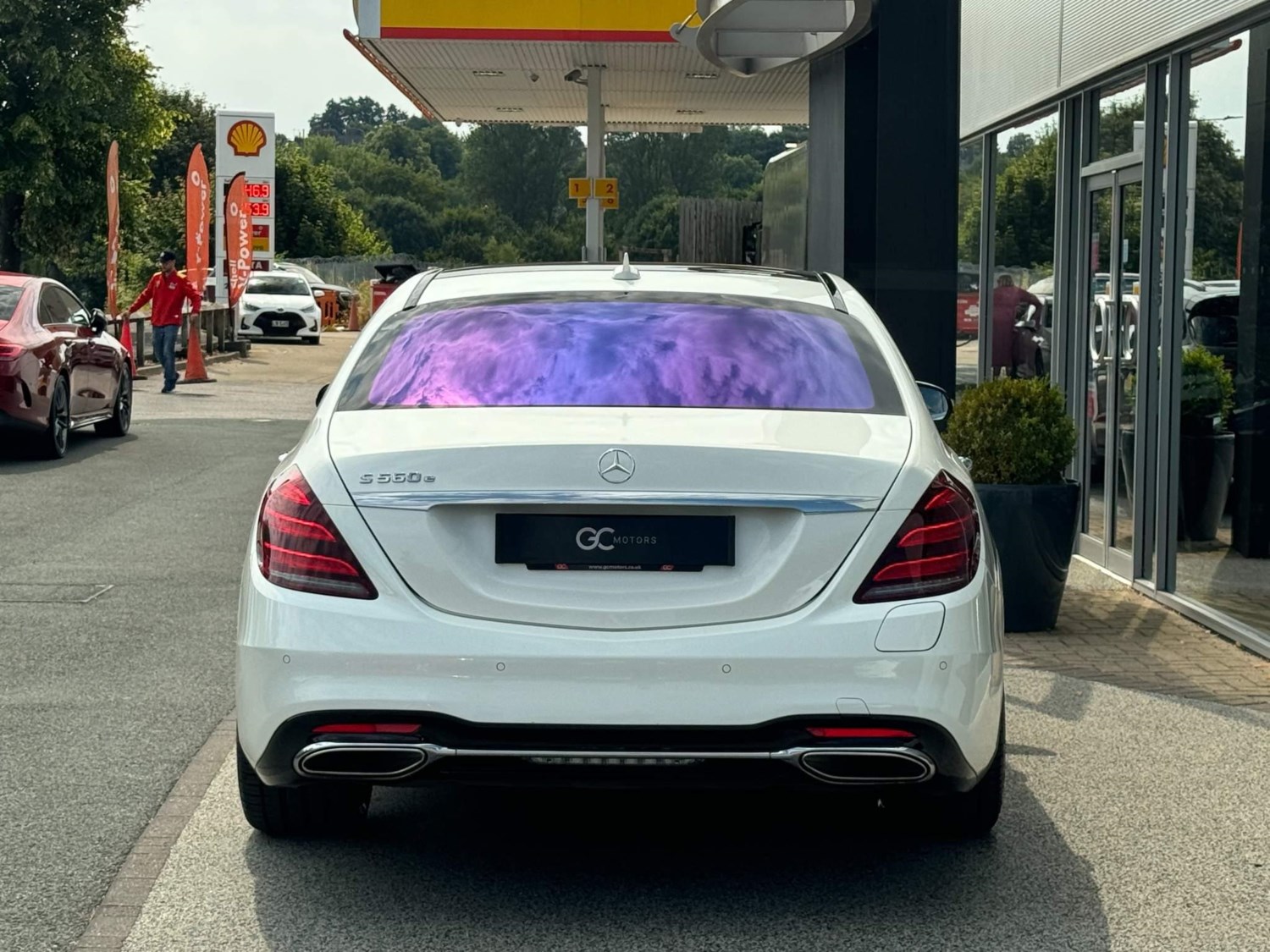 Mercedes-Benz S-Class Listing Image