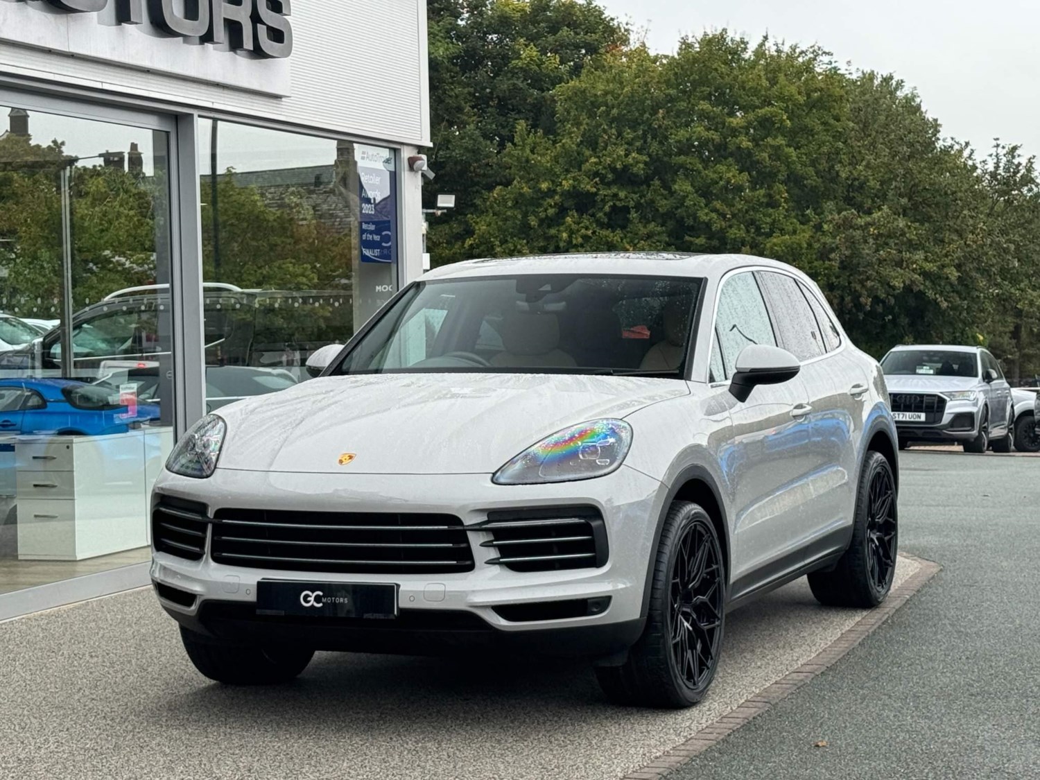 Porsche Cayenne Listing Image