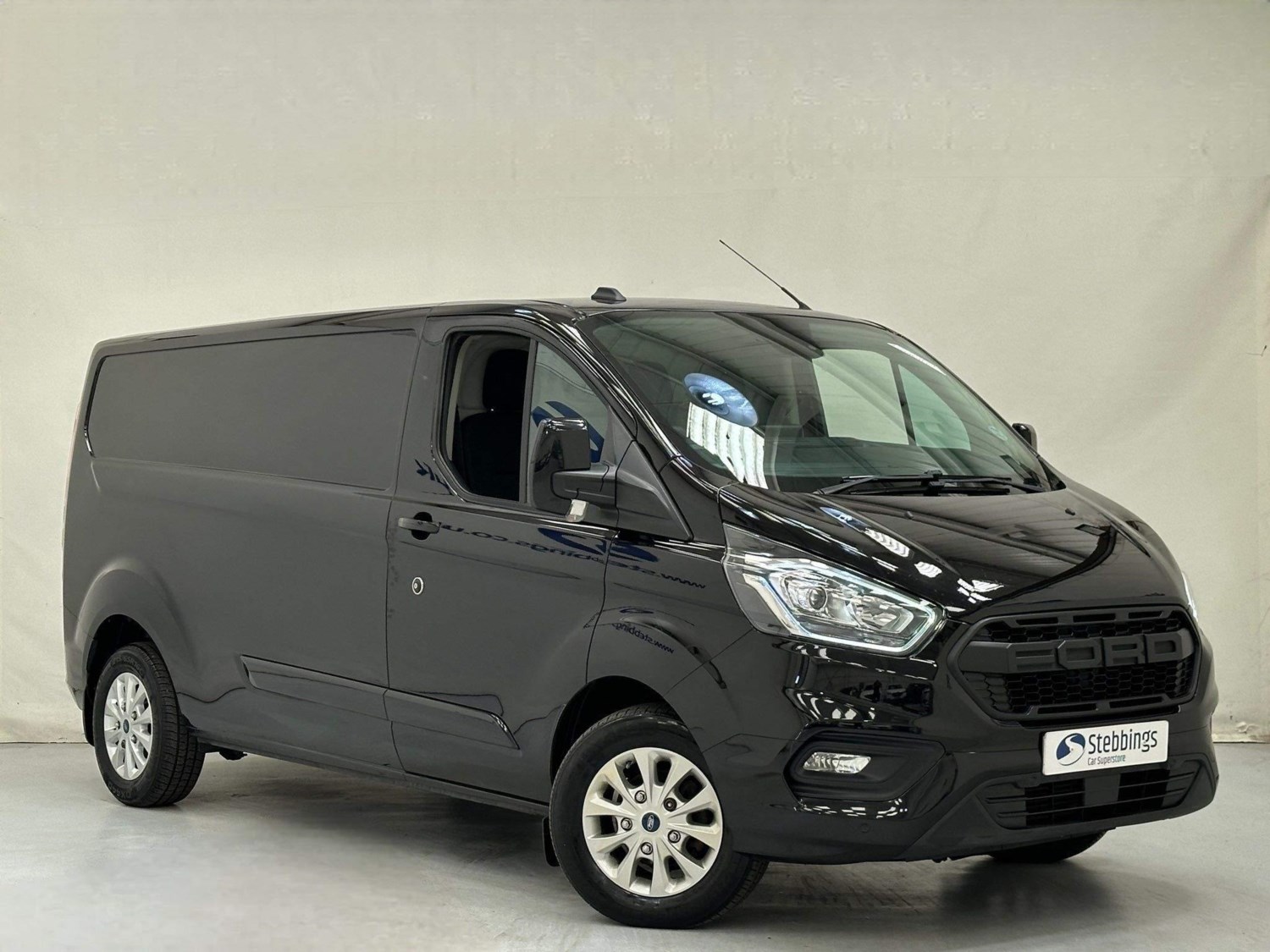 Ford Transit Custom Listing Image