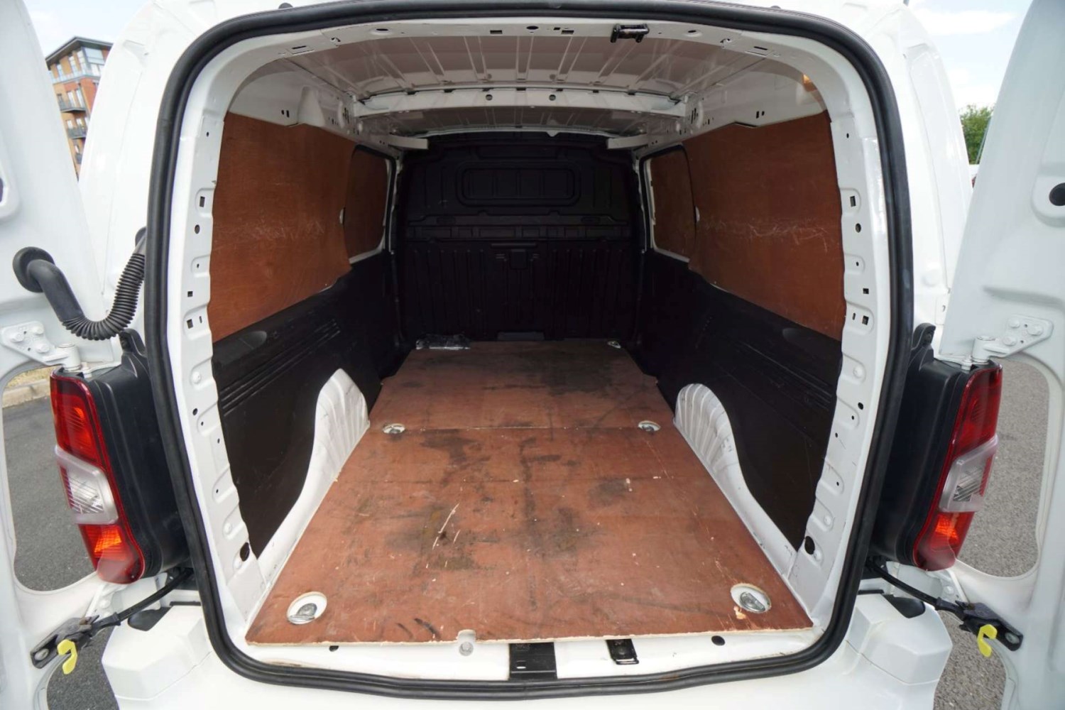 Vauxhall Combo Listing Image