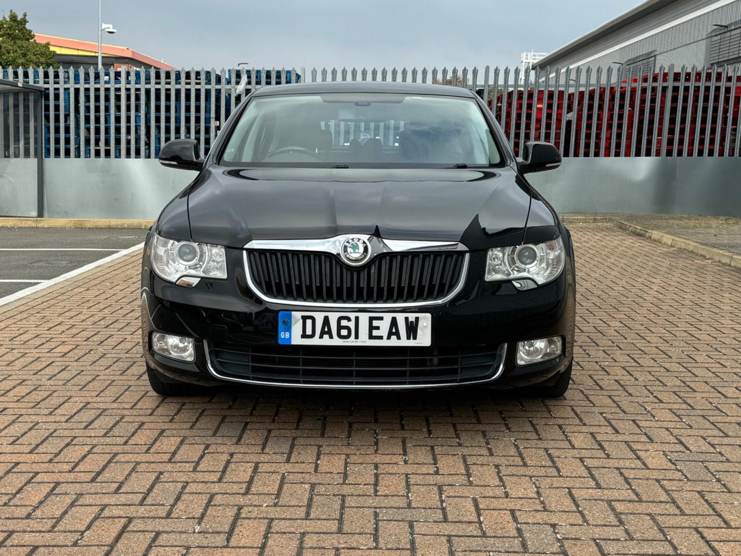 Skoda Superb Listing Image