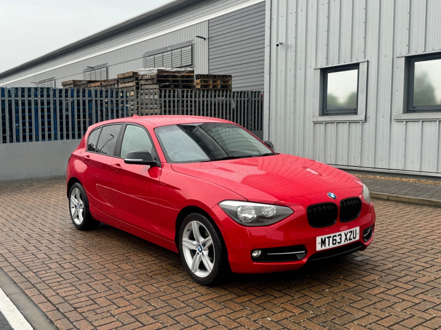 BMW 1 Series Listing Image