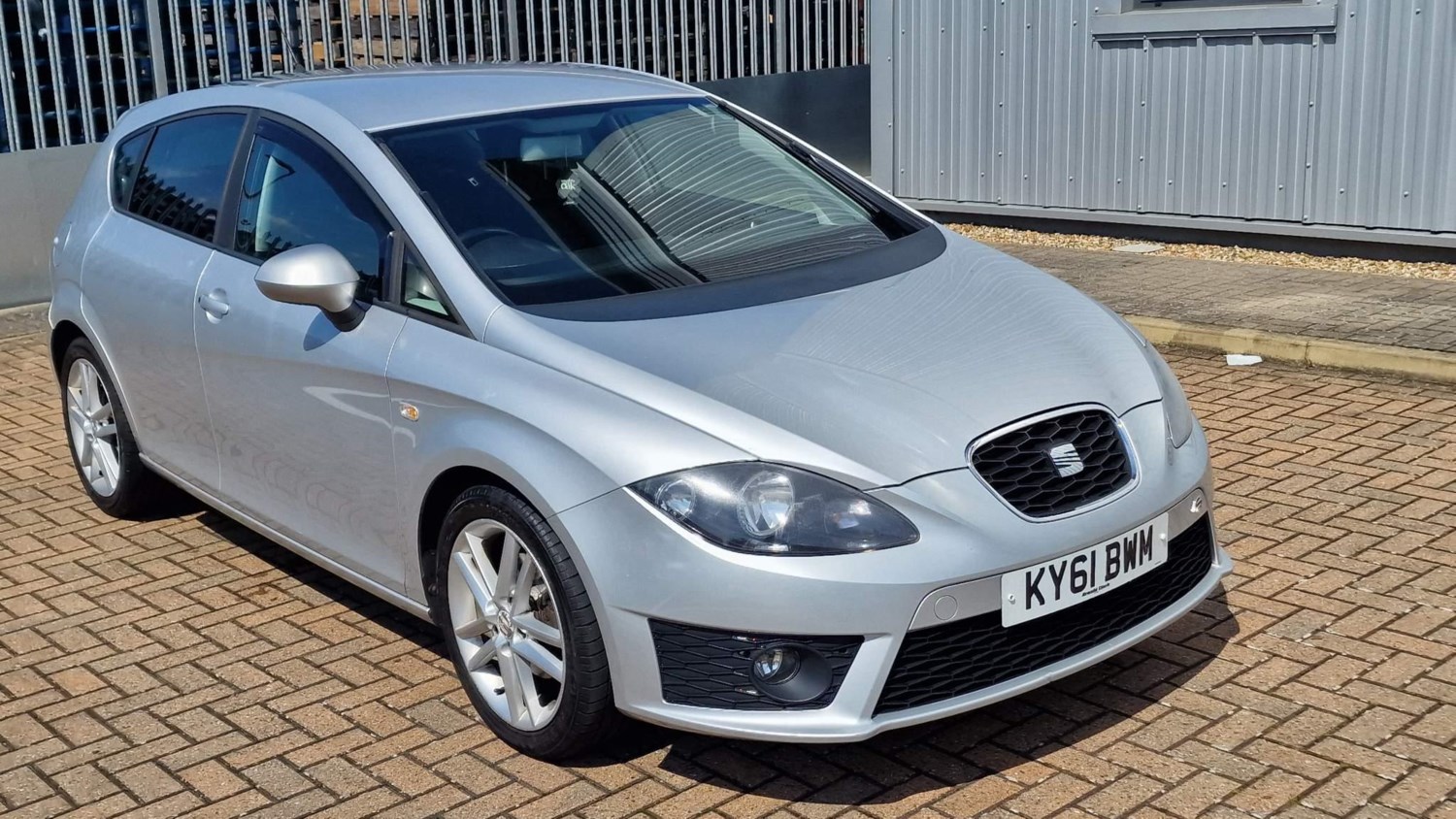 SEAT Leon Listing Image