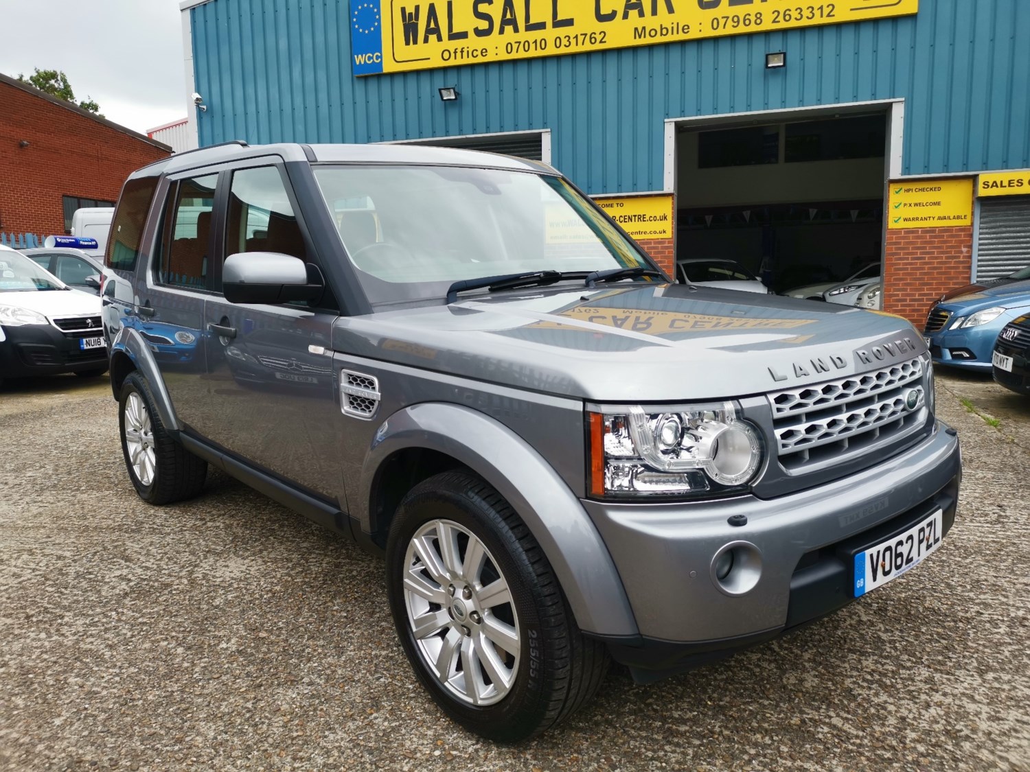 Land Rover Discovery Listing Image