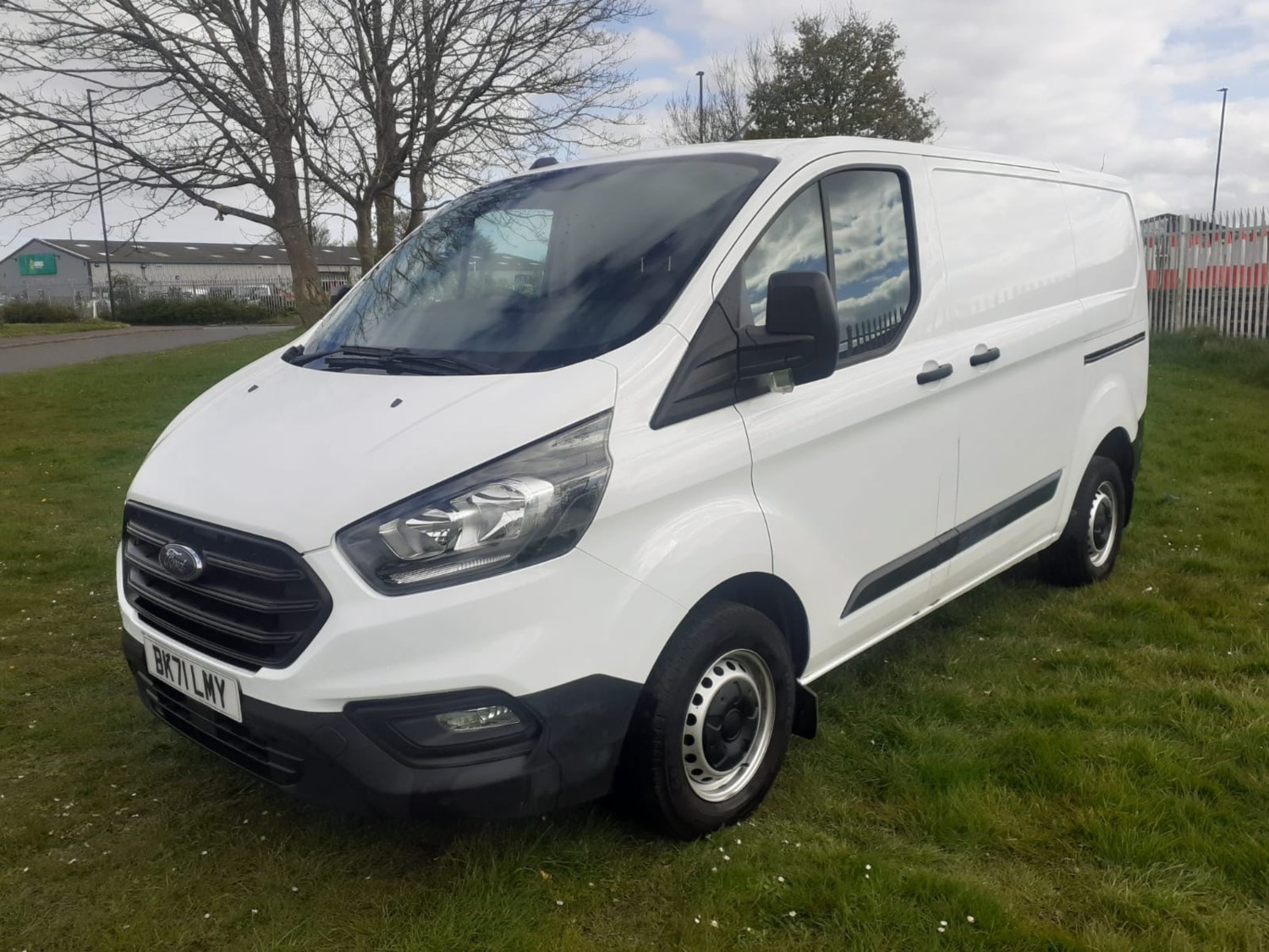 Ford Transit Custom Listing Image