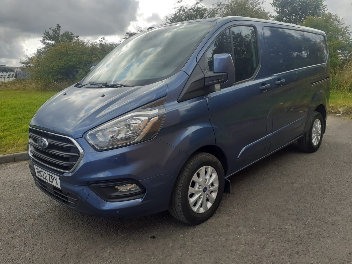 Ford Transit Custom Listing Image