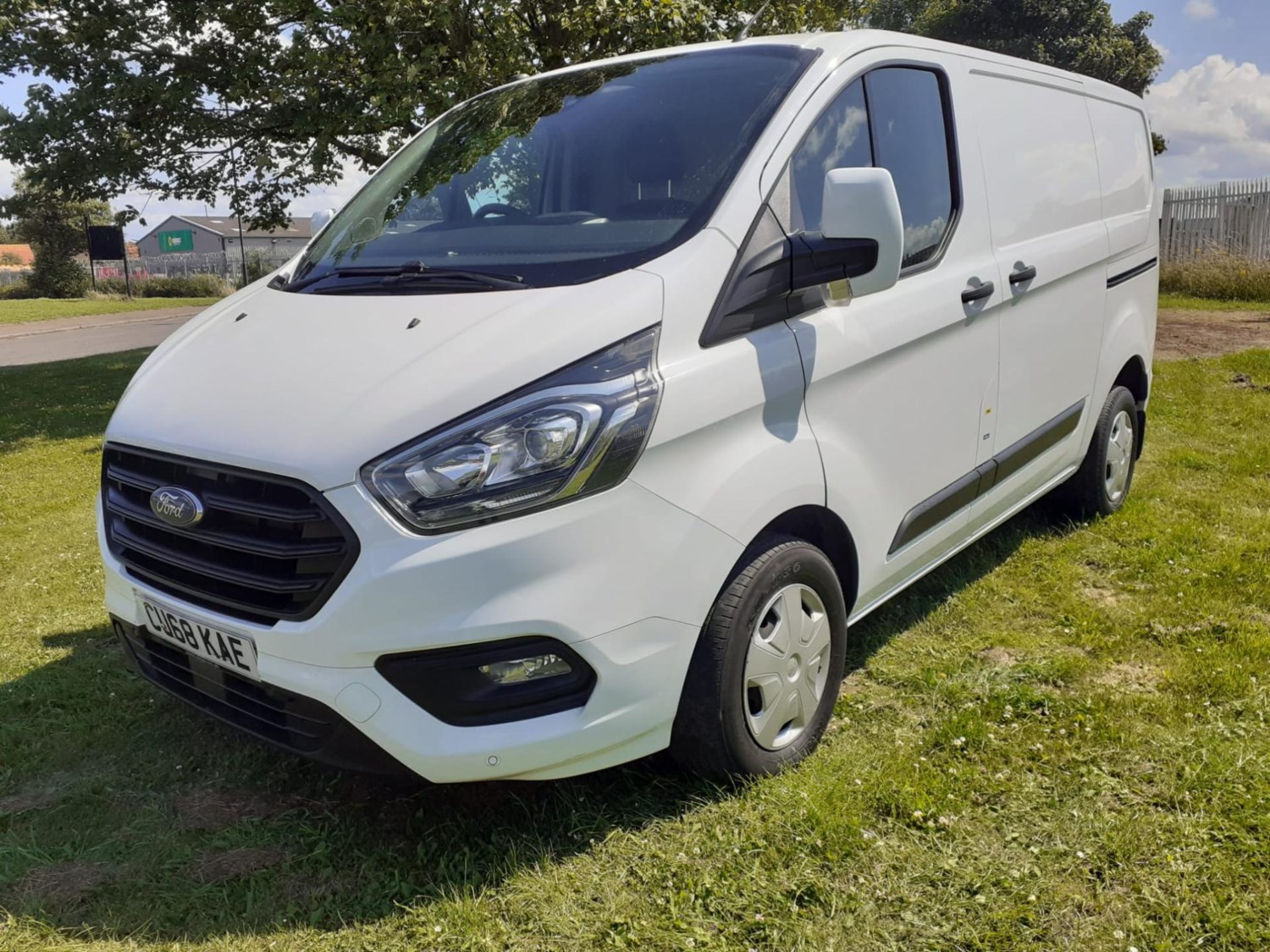 Ford Transit Custom Listing Image