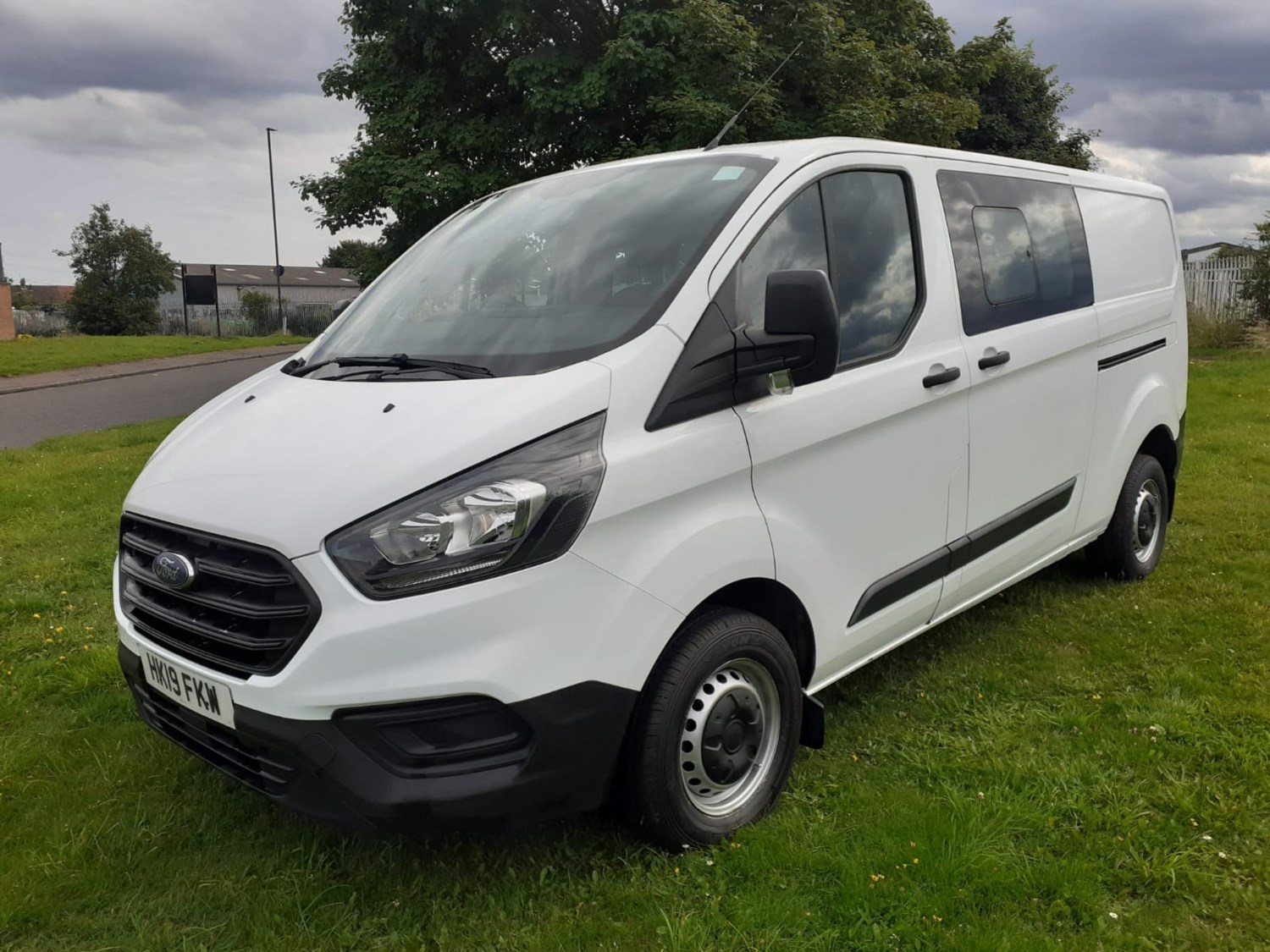 Ford Transit Custom Listing Image