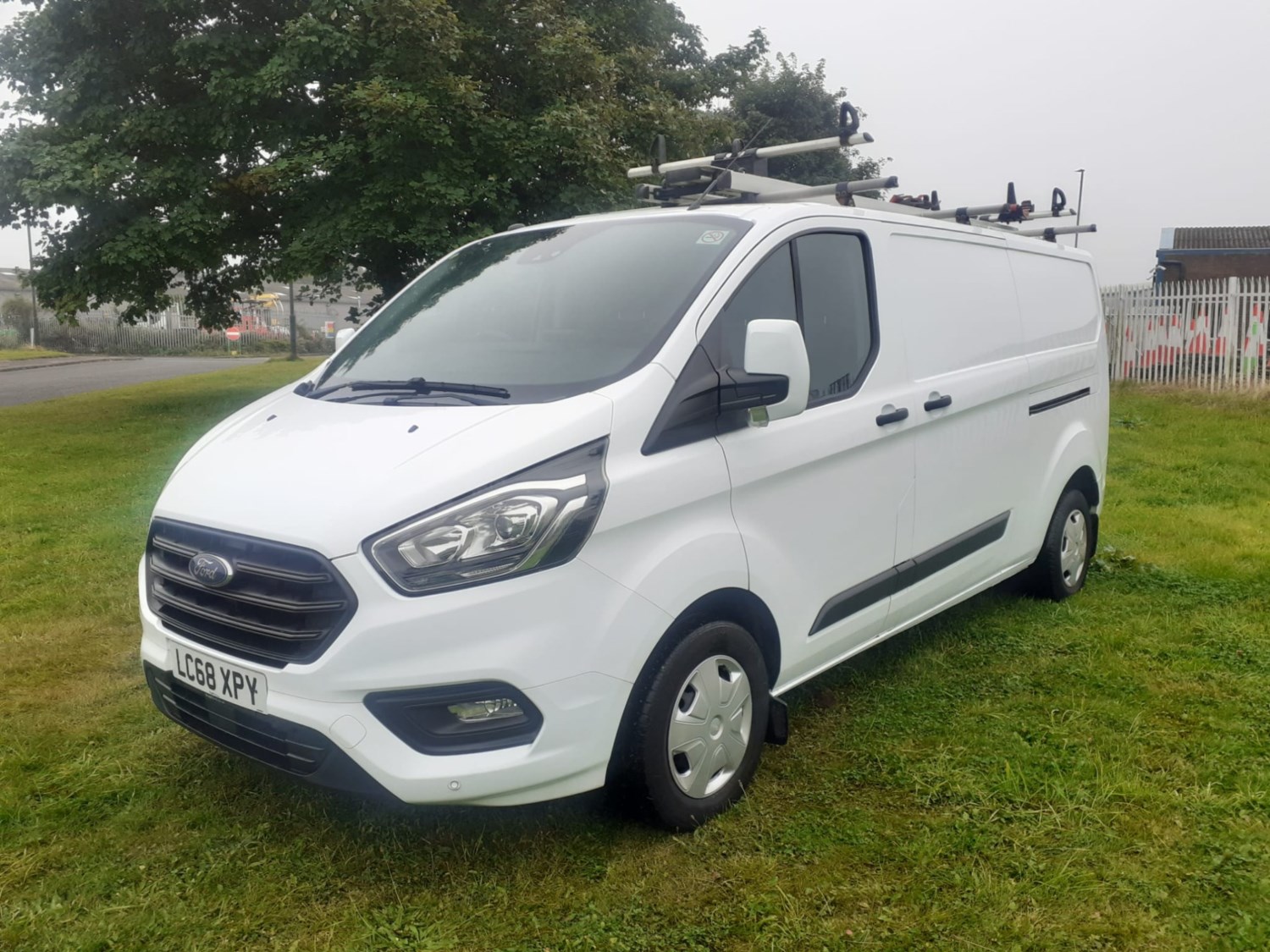 Ford Transit Custom Listing Image